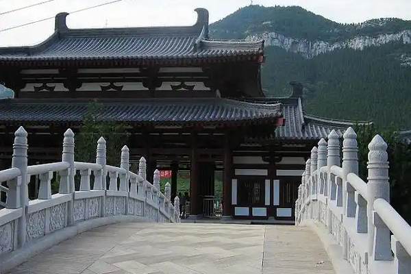 新疆维吾尔自治区大连哪家石栏杆厂家做工好解决方案三